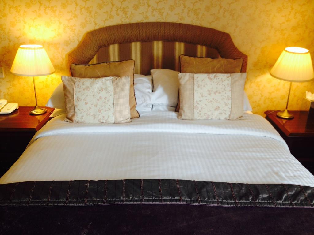Overton Grange Country Hotel 러들로 객실 사진